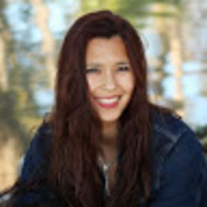 Meet your Posher, Monica